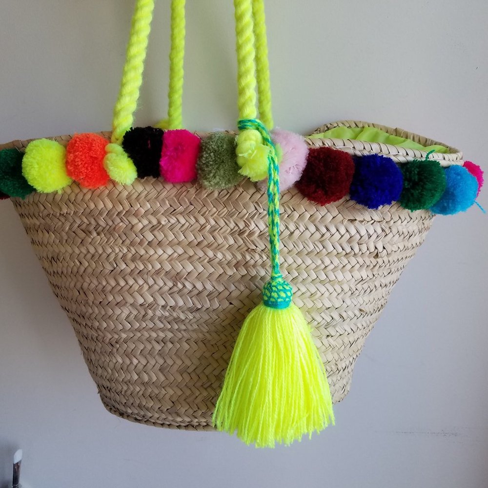 Huge! Basket Neon Pom Pom Tassel Beach Tote